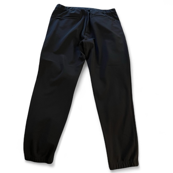 NWOT Theory Terrance Jogger in Precision Ponte Black - Picture 9 of 10